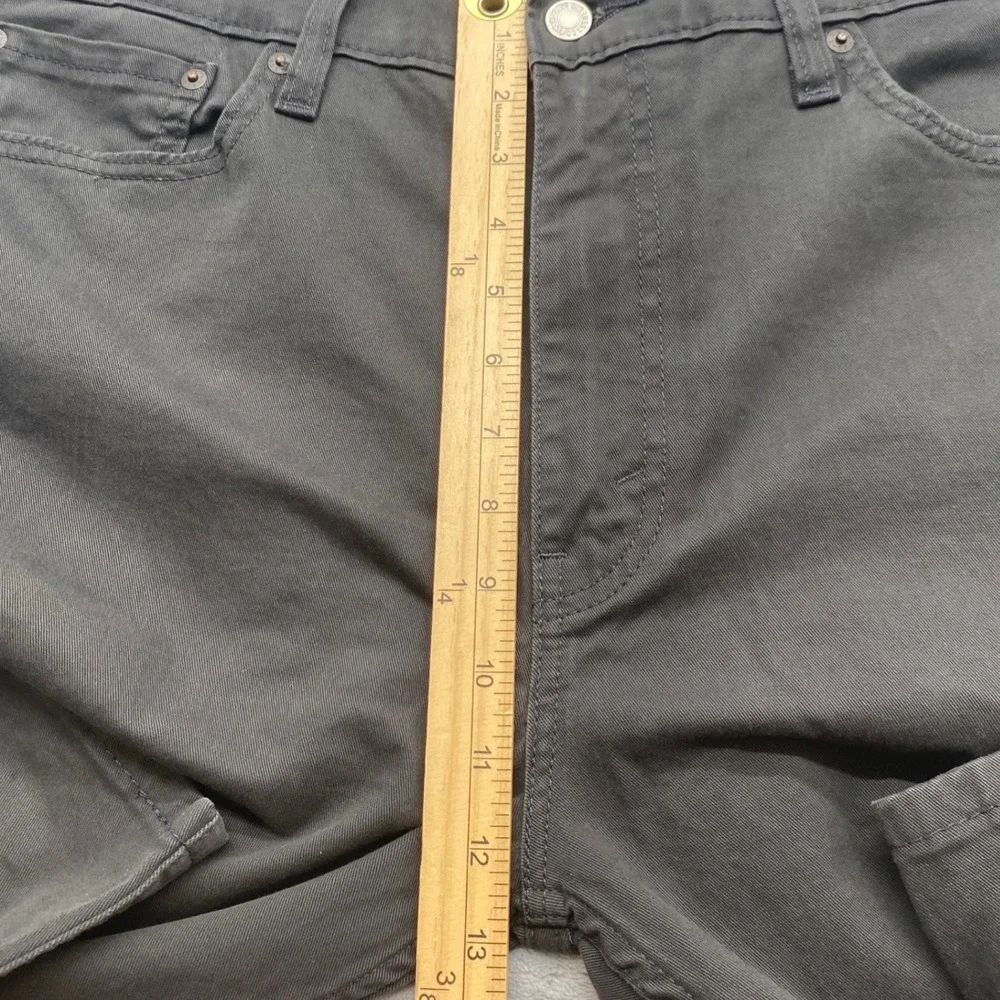 Levis 513 Slim Straight Pants Mens 38x32 Charcoal Gray Twill Chino 5 Pocket